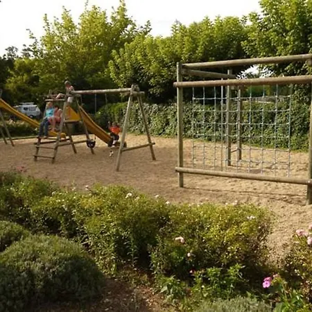 Le Plein Air Neuvicois 3*